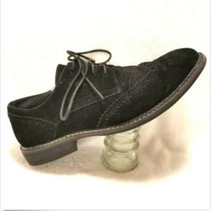 UNLISTED by Kenneth Cole wing tipped oxfods sz 10M